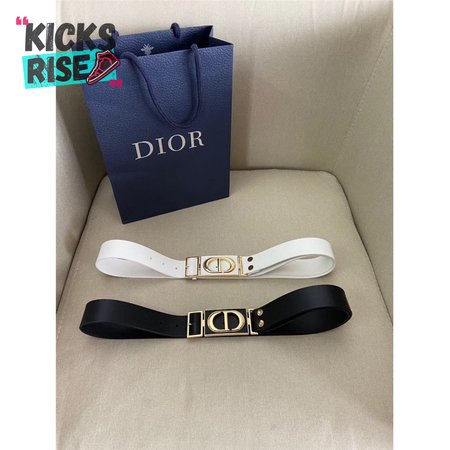 Dior CD 30 Montaigne belt