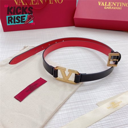 valentino V buckle belt