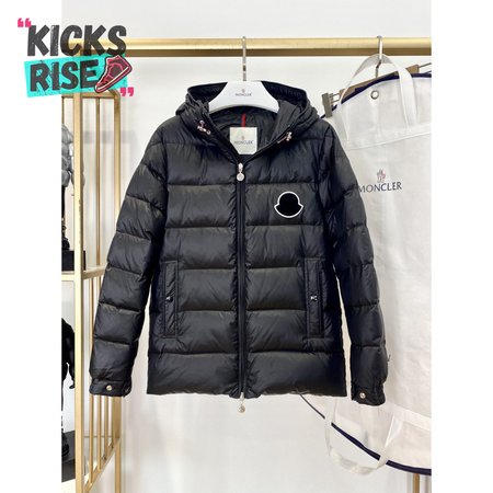 Moncler 2020 Down Jacket MC330044