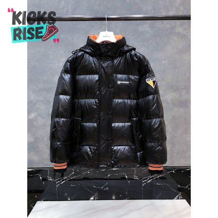 Burberry Down Jacket MC330177